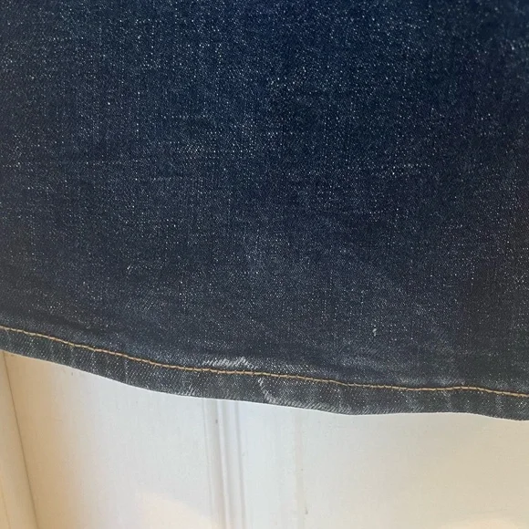 Old Navy Loose Built-In Flex Jeans - Picture 12 of 12